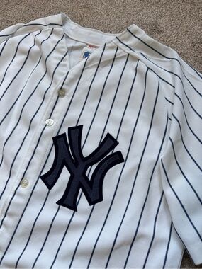 VTG 90’s CCM New York Yankees MLB Baseball Jersey Size Medium